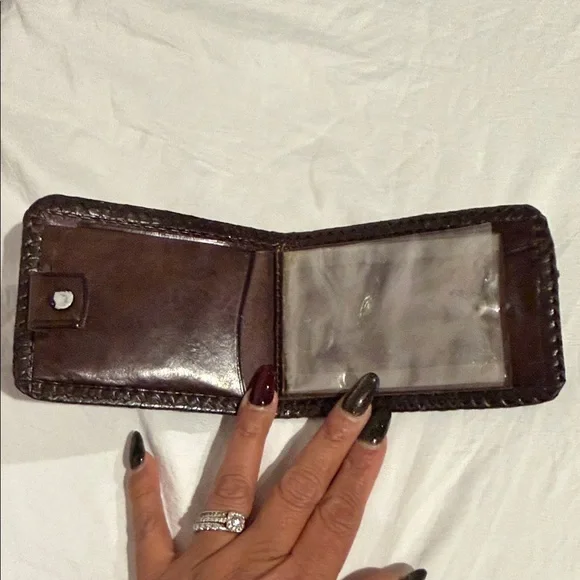 Brown Leather Wallet with Embossed Design - Picture 6 of 12